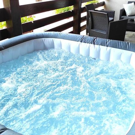 Deluxe Apartment With Jacuzzi - Patar Раковица Екстериор снимка