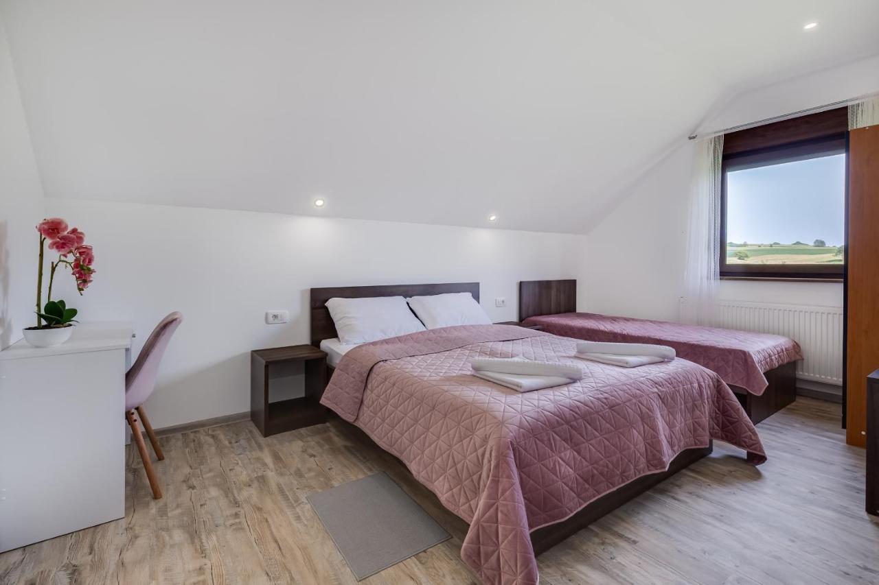 Deluxe Apartment With Jacuzzi - Patar Раковица Екстериор снимка